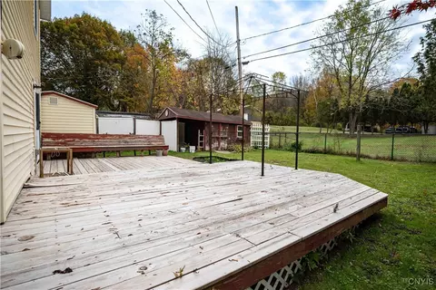 8 Gridley Pl, Paris, NY 13456 photo 5