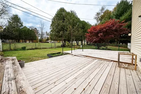8 Gridley Pl, Paris, NY 13456 photo 4