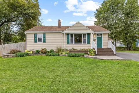 103 Grover St, East Syracuse, NY 13057