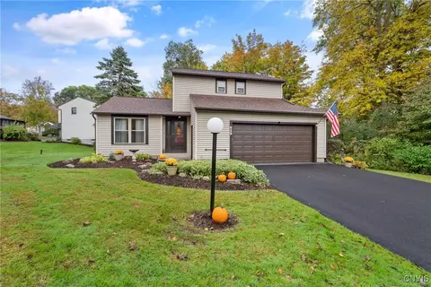829 Fairway Cir, Van Buren, NY 13027