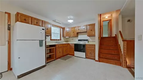 Entry Way - 3109 State Route 168, German Flatts, NY 13407 photo 3 of 4