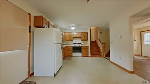 Entry Way - 3109 State Route 168, German Flatts, NY 13407 photo 1 of 4