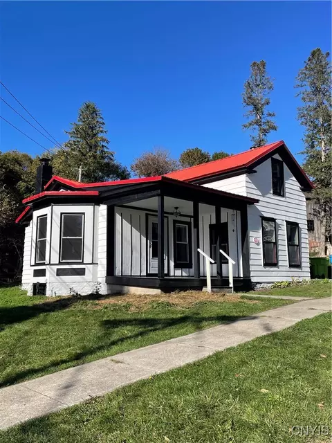 2139 Damon Rd, New Woodstock, NY 13122