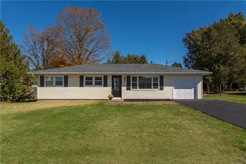 8147 Coronado Ln, Rome, NY 13440