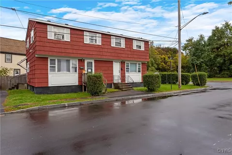 140 Hatch Elmhurst Ave, Syracuse, NY 13207