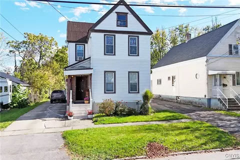 1123 Leeds St, Utica, NY 13501