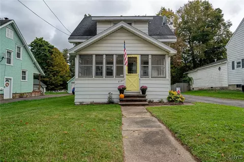 868 Oneida St, Fulton, NY 13069