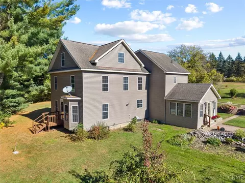 988 County Route 14, Granby, NY 13069