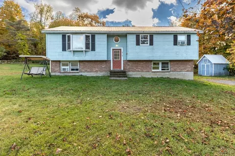 319 W Stone Rd, Mexico, NY 13114