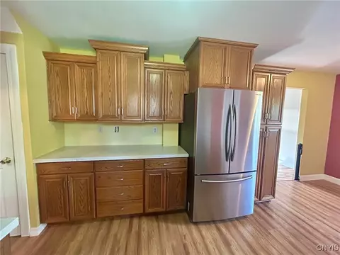Kitchen - 32 Patrick Cir, Fulton, NY 13069 photo 2 of 3
