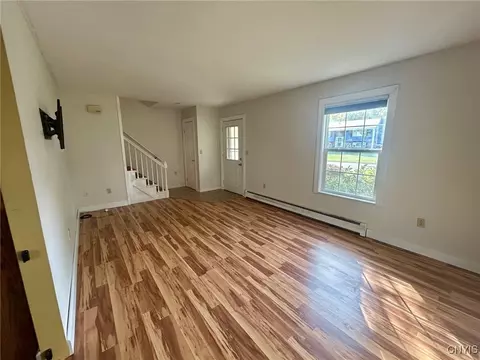 Living - 32 Patrick Cir, Fulton, NY 13069 photo 4 of 7