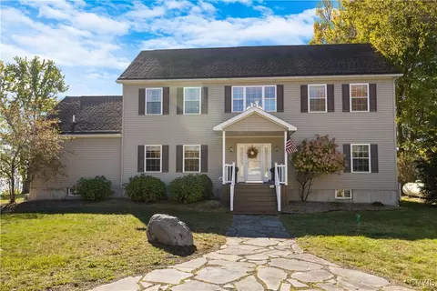 907 State Route 49, Bernhards Bay, NY 13028