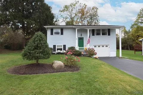 6 Brister Ave, Auburn, NY 13021