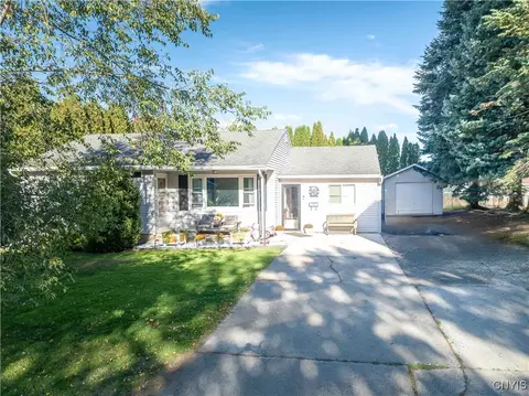139 Midland St, Oswego, NY 13126