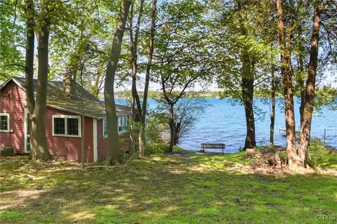 3435 E Lake Rd, Skaneateles, NY 13152