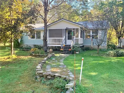 8560 Elpis Rd, Vienna, NY 13042