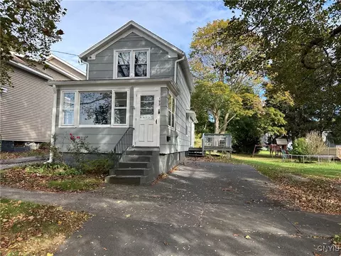 195 Liberty St, Oswego, NY 13126