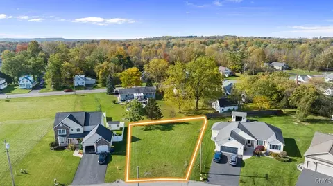 113 Brantford, Geddes, NY 13209