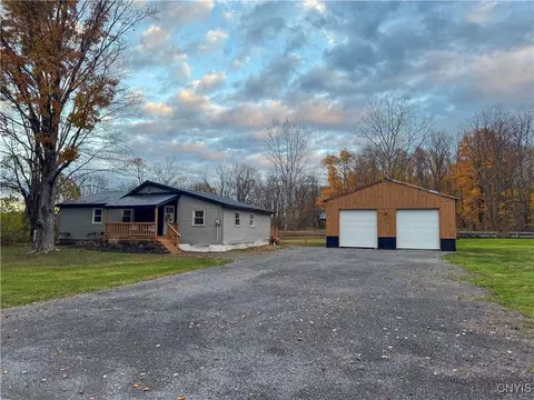 146 Bangall Rd, Parish, NY 13131