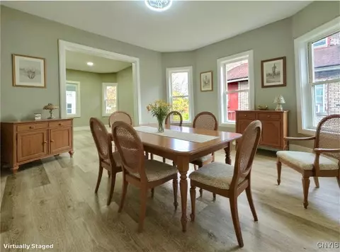 Dining - 321 Pleasant Ave, Oneida, NY 13421 photo 2 of 2