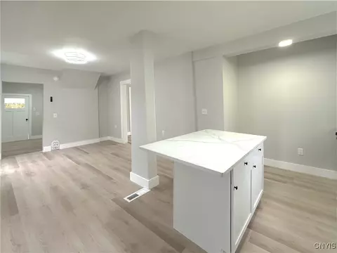 Entry Way - 321 Pleasant Ave, Oneida, NY 13421 photo 3 of 4