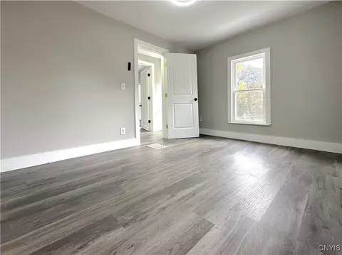 Bedroom - 321 Pleasant Ave, Oneida, NY 13421 photo 9 of 10