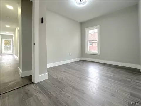 Bedroom - 321 Pleasant Ave, Oneida, NY 13421 photo 7 of 10