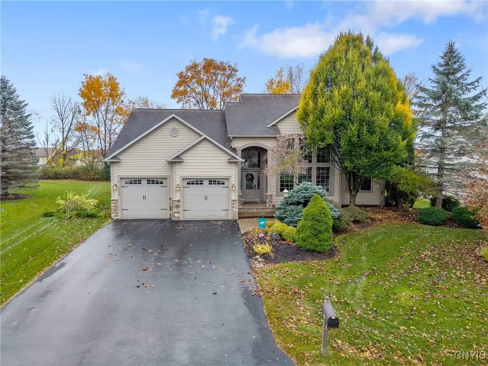 Exterior - 5156 Lyle Dr, Clay, NY 13041 photo 1 of 5