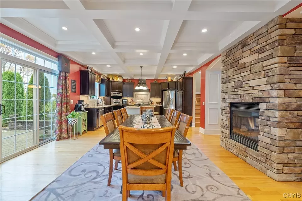 Dining - 5156 Lyle Dr, Clay, NY 13041 photo 2 of 4