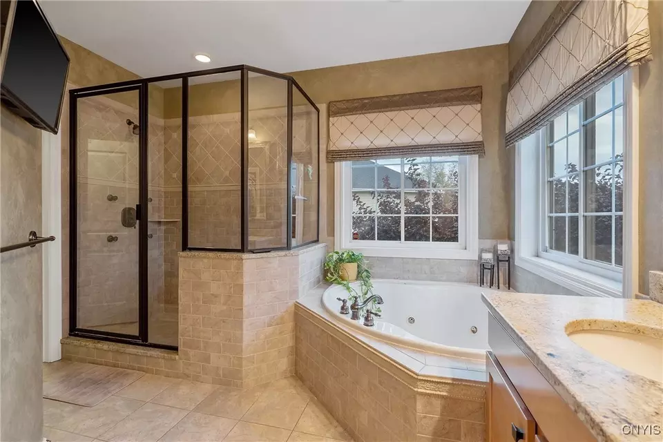 Bath - 5156 Lyle Dr, Clay, NY 13041 photo 3 of 5