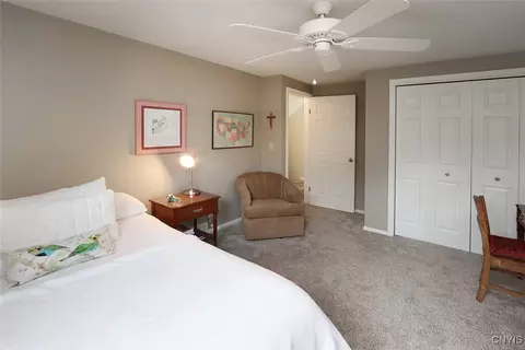 Bedroom - 516 Standish Dr, Syracuse, NY 13224 photo 7 of 10