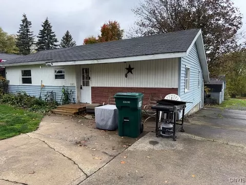 210 Hillside Ave, Oswego, NY 13126