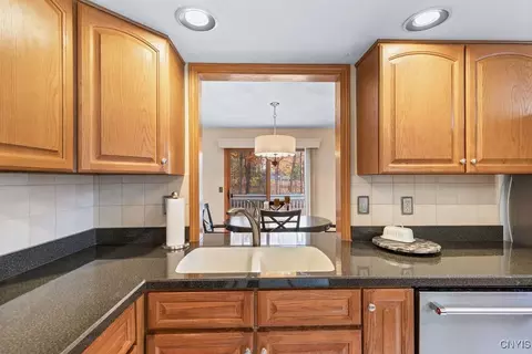 6817 Jayhawk Cir, Lysander, NY 13027 photo 15