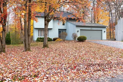 6817 Jayhawk Cir, Lysander, NY 13027 photo 41
