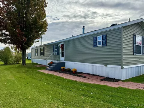 8614 Lakeport Apt 49 Rd, Sullivan, NY 13037