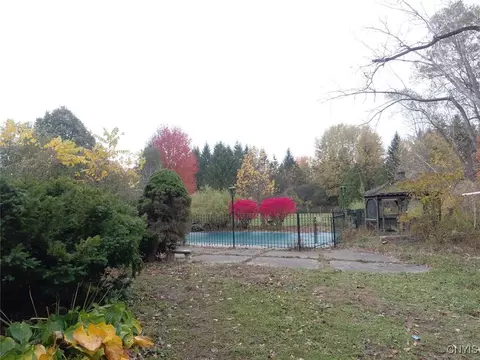 Exterior - 3178 Olive Dr, Lysander, NY 13027 photo 3 of 4