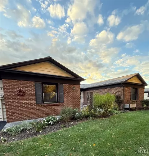 30 The Orch, Fayetteville, NY 13066
