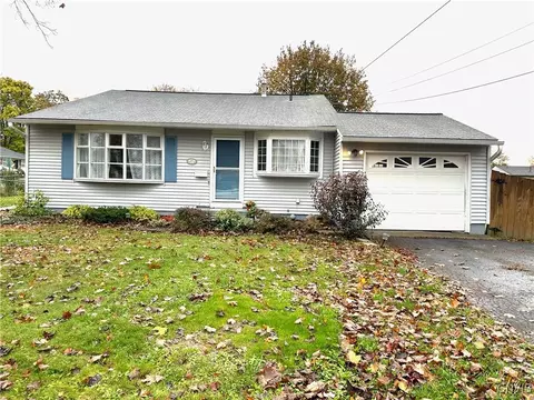 440 Van Dyke Rd, Utica, NY 13502