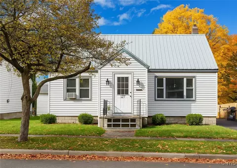127 Wyoming Ave, Watertown, NY 13601