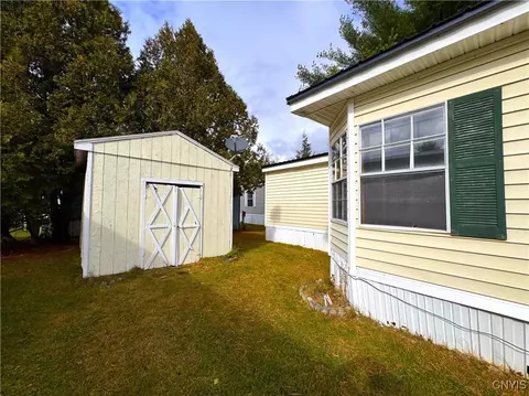 645 Scarlet Dr, Ilion, NY 13357 photo 5