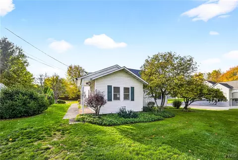 6634 Collamer Rd, East Syracuse, NY 13057