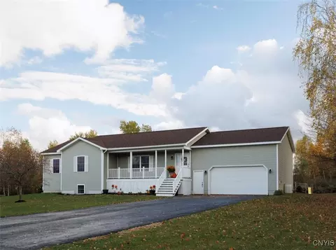26900 Lafave Rd, Le Ray, NY 13601