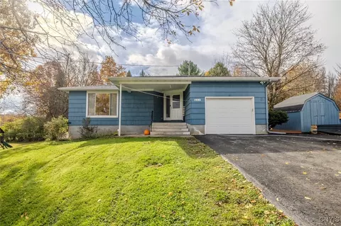 6414 Hedgerow Ln, Lafayette, NY 13078