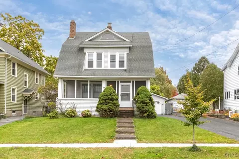 135 Plymouth Dr, Syracuse, NY 13206