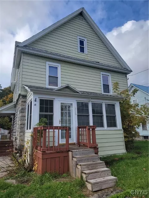 315 N California Ave, Watertown, NY 13601