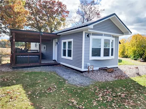 365 Wahl St, Clayton, NY 13624