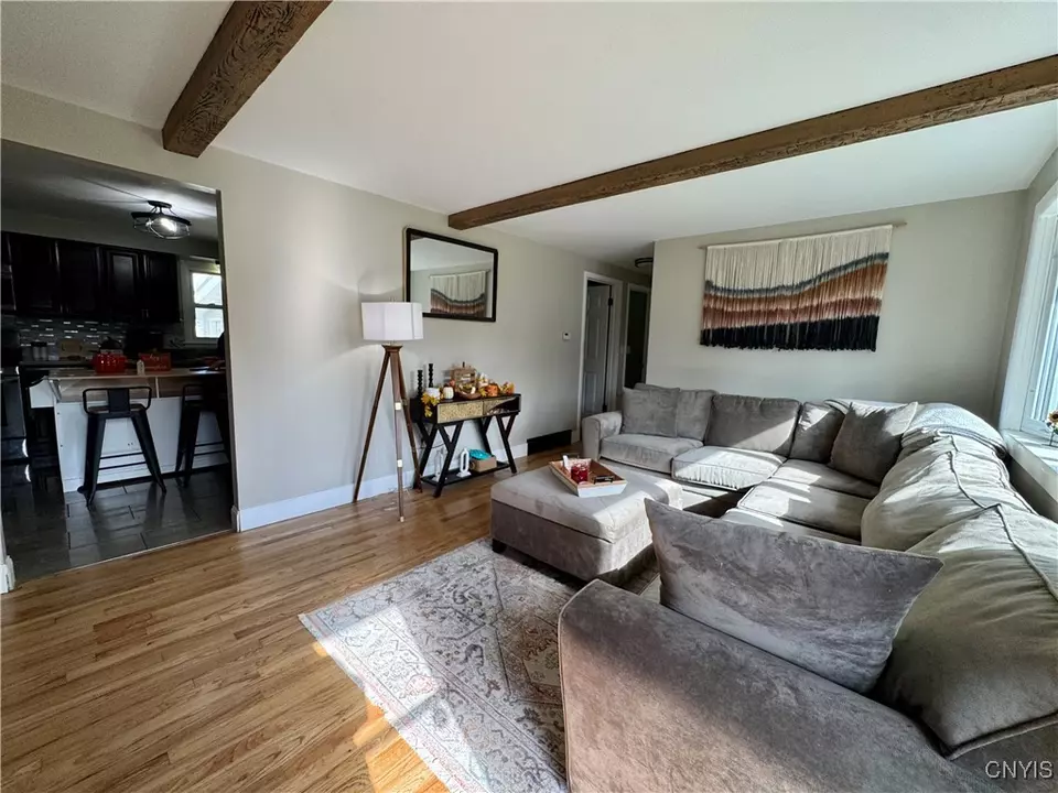 Living - 8556 Belnor Dr, Cicero, NY 13039 photo 2 of 2