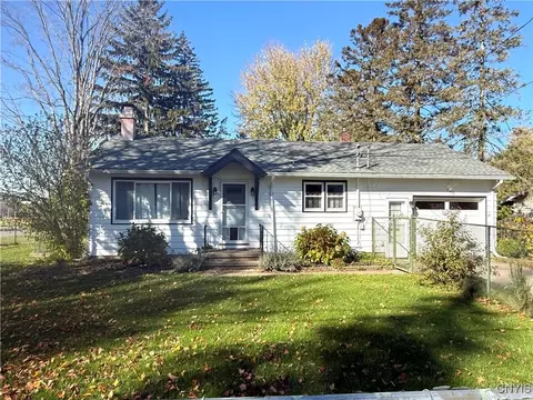 103 Fairway Dr, New Hartford, NY 13413