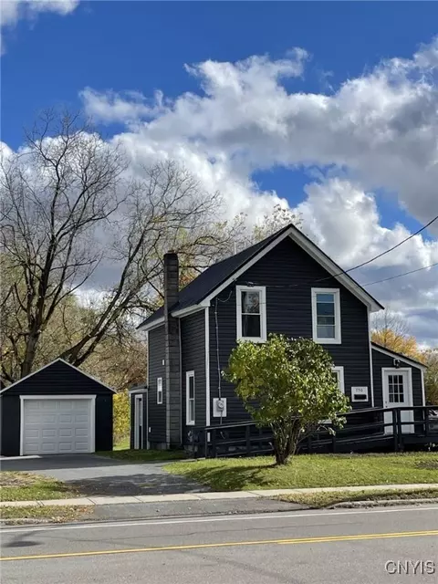 750 Bradley St, Watertown, NY 13601