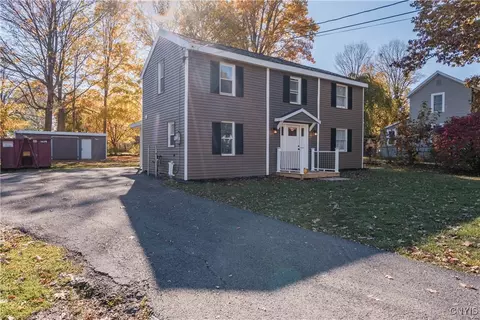 53 Downer St, Van Buren, NY 13027